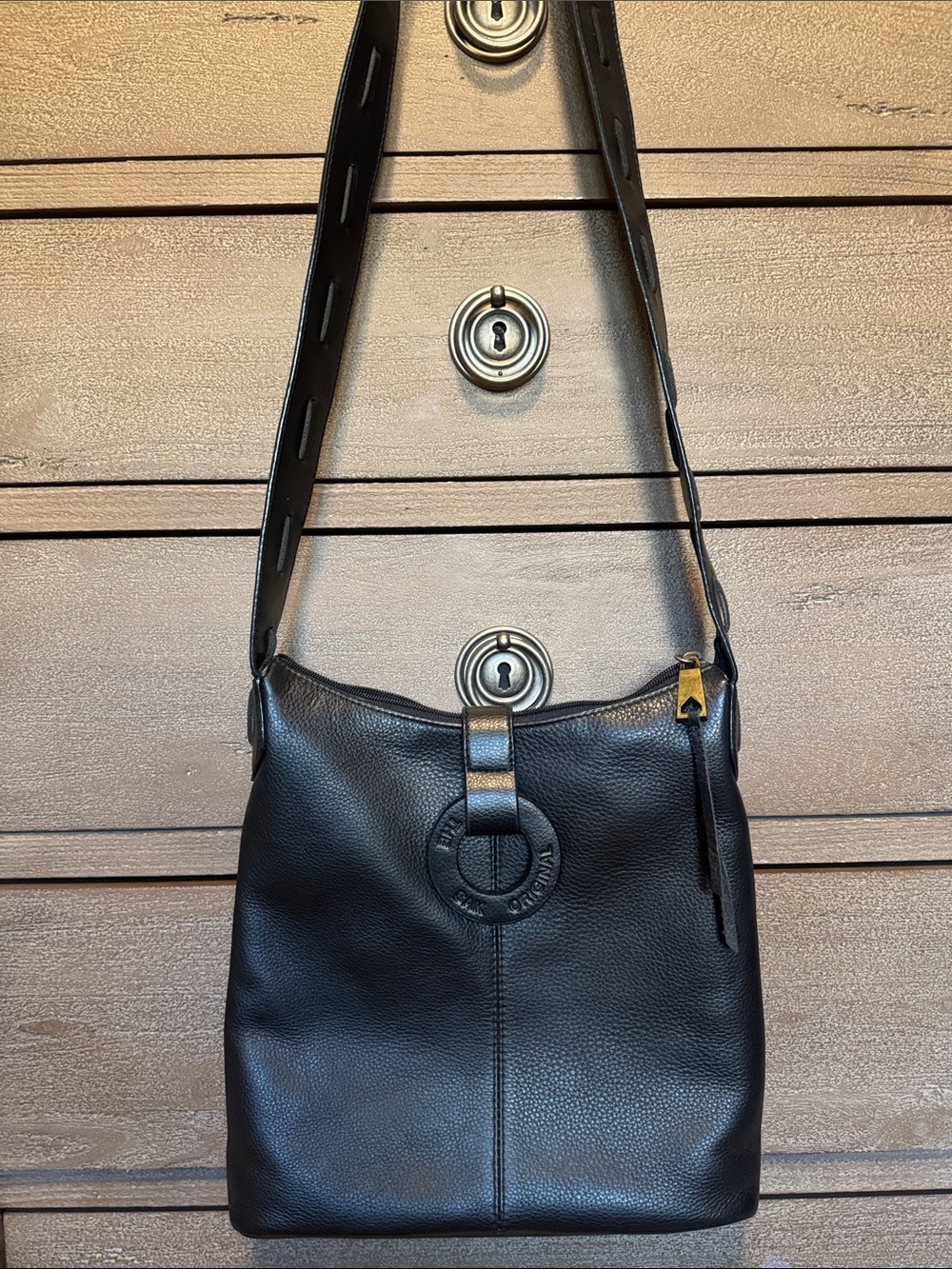 Rare The Sak Original Cori 101600 Black Leather Shoulder Crossbody Purse Bag